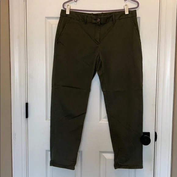 GAP Green Broken-In Straight Khaki Pants - Picture 2 of 10